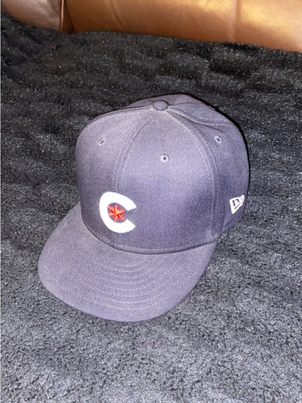 New Era Navy Blue Chicago Cubs Snapback Hat with White C and Red Star